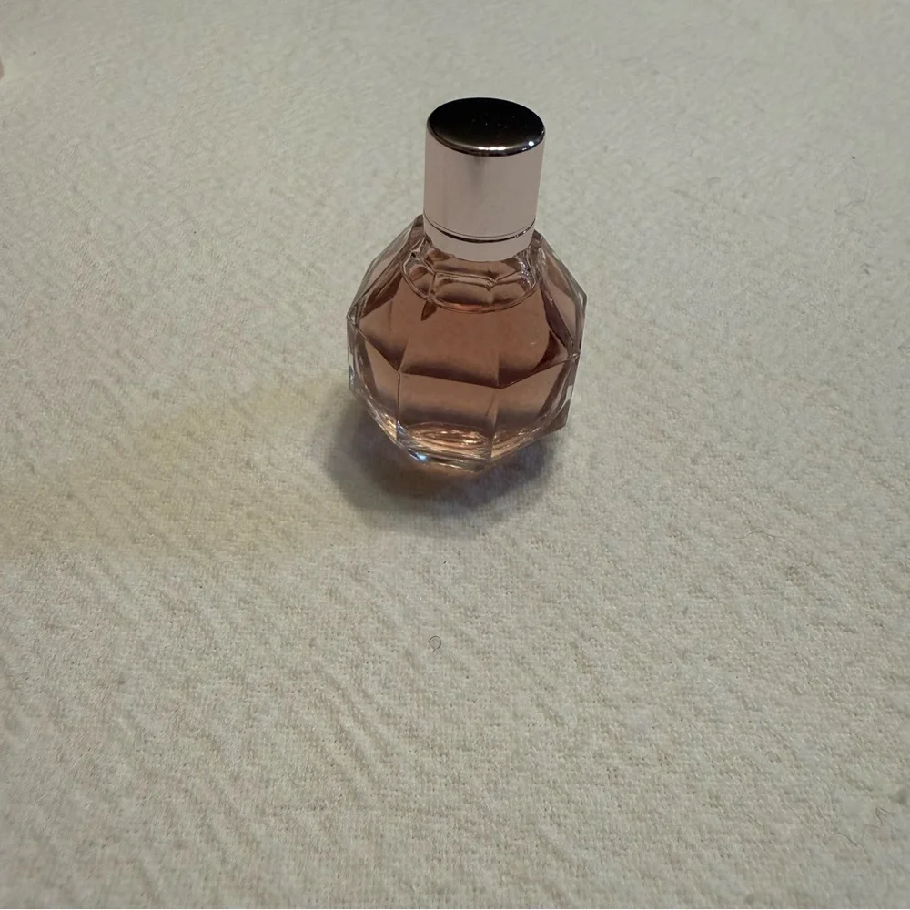 Viktor & Rolf Flowerbomb Flower BombTravel Set - Lotion Body Balm - Picture 7 of 9